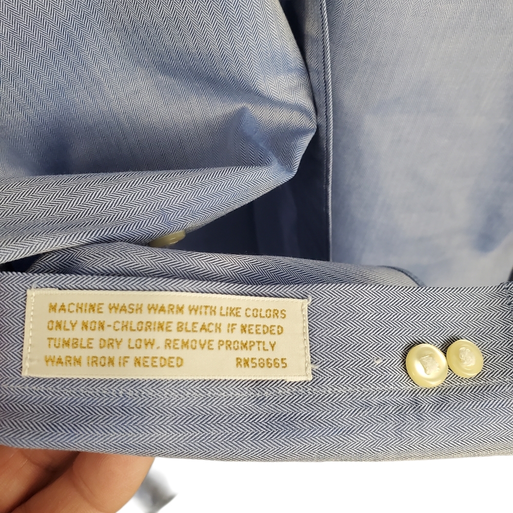 Nordstrom Smartcare Traditional Fit Dress Shirt. Light Blue. 17.5 / 37 - Picture 5 of 10